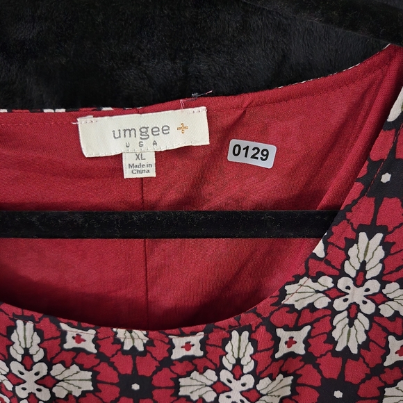 Red print dress - Picture 5 of 11